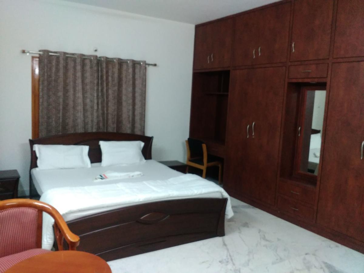 Fresh Living Prime Banjara Otel Haydarabad Dış mekan fotoğraf